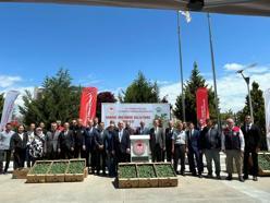 Edirne’de 63 üreticiye 60 bin karpuz fidesi dağıtıldı