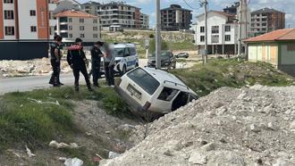 Polisin ihtarına uymayıp kaza yapan 16 yaşındaki sürücüye 282 bin lira ceza