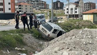 Polisin ihtarına uymayıp kaza yapan 16 yaşındaki sürücüye 282 bin lira ceza