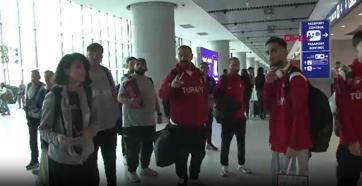 Milli tekvandocular yurda döndü