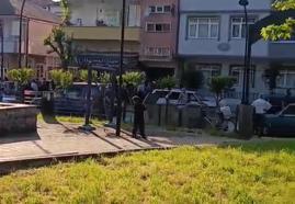Sokak ortasında tabanca ile vurulan kadın, berber dükkanına sığındı