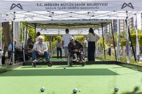 Mersin’de engelleri aşan bocce turnuvası