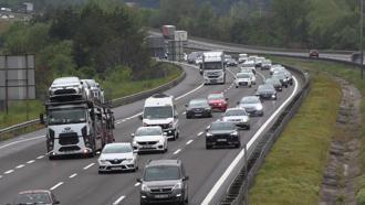 Anadolu Otoyolu'nun Bolu geçişinde bayram trafiği