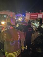 Hatay'da otomobiller çarpıştı: 2'si çocuk 6 yaralı
