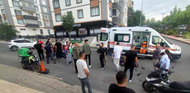 Otomobil ile  çarpışan motosikletin sürücüsü yaralandı