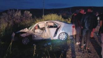 Çorum'da iki otomobil çarpıştı: 1 ölü, 6 yaralı