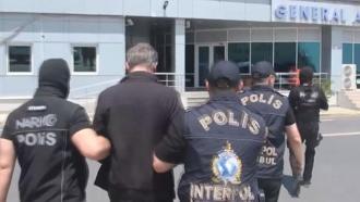 İstanbul'da yakalanan uluslararası suç örgütü liderinin kardeşi Hollanda'ya gönderildi