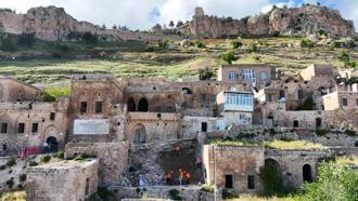 Mardin’de sağanak yağışların zarar verdiği sit alanında onarım çalışması başlatıldı