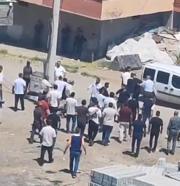 Narin Güran soruşturmasında tutuklu Nevzat Bahtiyar'ın oğlu ve yeğeninin karıştığı kavgada 5 yaralı
