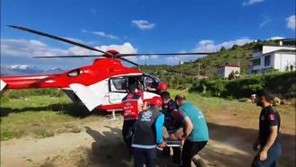 Refahiye’de rahatsızlanan kalp hastası, ambulans helikopterle hastaneye ulaştırıldı
