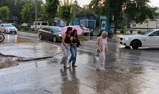 Edirne ve Kırklareli'de sağanak etkili oldu