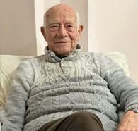 Kapısı kilitli evde çıkan yangında hayatını kaybetti