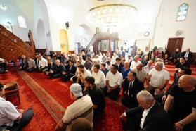 Özgür Özel ve Mansur Yavaş, Ferdi Zeyrek için okutulan Mevlid-i Şerife katıldı