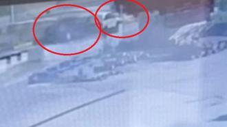 Kayseri’de iki otomobilin çarpıştığı kaza kamerada; 2 yaralı