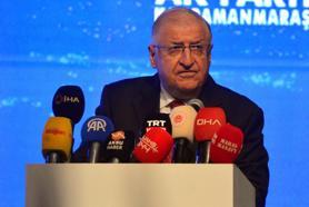 Bakan Güler, Kahramanmaraş'ta belediye ve AK Parti'yi ziyaret etti