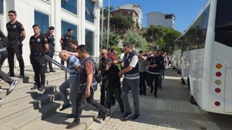 Bursa merkezli 4 ildeki uyuşturucu operasyonunda 29 şüpheli adliyede