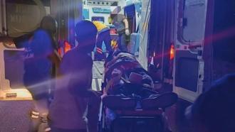 Nusaybin'de motosiklet elektrik direğine çarptı: 2 yaralı