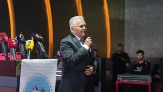 Başkan Büyükkılıç, 8. Kayserililer Zirvesi’ne katıldı