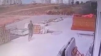 Şanlıurfa'da 33 milyon TL zarara yol açan yangına ilişkin görüntüler ortaya çıktı