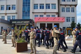 Uyuşturucu operasyonuna 8 tutuklama