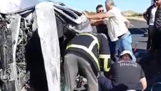 Şanlıurfa’da otomobil takla attı; 2 ölü, 2 yaralı