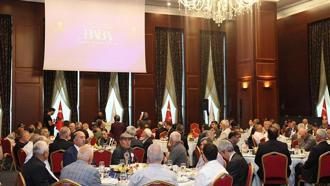 AK Parti Kadın Kolları, şehit babaları ve gazileri ağırladı