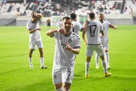 Altay'da Caner ve Emre'den ihtar