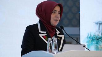 AK Parti'li Ercan: Kadınların kamusal hayata katılımını sınırlayan engeller önemli ölçüde ortadan kaldırılmıştır-