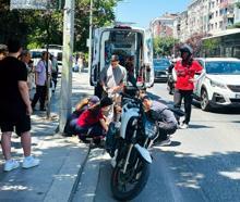 Çorlu’da kontrolden çıkan motosiklet elektrik direğine çarptı; 2 yaralı