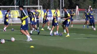 Fenerbahçe yeni sezon hazırlıklarına başladı