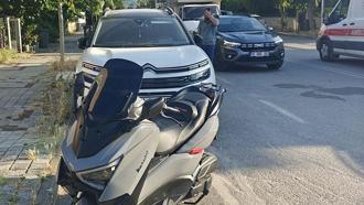 Rahatsızlanıp, park halindeki otomobile çarpan motosikletin sürücüsünün aort damarı yırtıldı