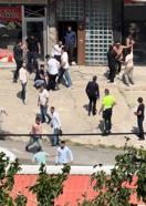 Şemdinli’de 2 kişinin yaralandığı silahlı- sopalı kavga kamerada