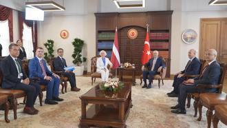 TBMM Başkanı Kurtulmuş, Letonya Parlamentosu Başkanı Mierina ile görüştü
