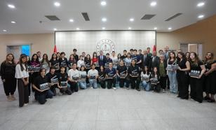Bakan Tekin, sezon finali yapan 'Haberimiz Olsun' ekibini kabul etti
