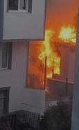 Çanakkale'de inşaat işçilerinin kaldığı evde yangın:  1 yaralı