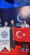 Kayseri Anadolu İmam Hatip Lisesi öğrencisine onur madalyası