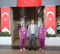 Sağlık görevlilerin giyeceği yeni kıyafetler tanıtıldı
