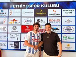 Fethiyespor'da Bora imzaladı