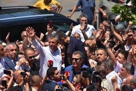 Özgür Özel: En son bir kişi kalsak da biz bu yoldan dönmeyiz