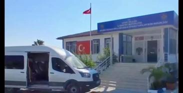 Hatay’da 4 araçta 15 göçmen yakalandı; 4 organizatör tutuklandı