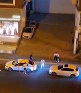 Diyarbakır'da yumruklu ve sopalı kavga kamerada