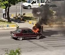 Kırıkkale'de motorundan alev alan otomobilde hasar oluştu