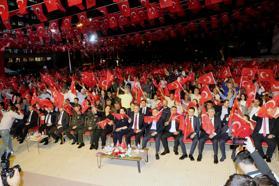 Adana’da ‘Demokrasi Nöbeti’ tutuldu, şehitler dualarla anıldı