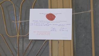 Sultangazi'de kolonlarında çatlaklar oluşan bina tahliye edildi