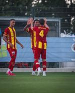 Göztepe 3'te 3 yaptı