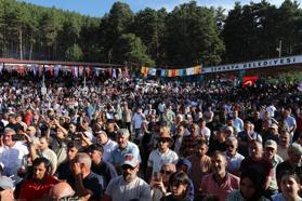 Erzurum'un Şenkaya ilçesinde 20 bin kişi festivalde buluştu