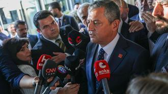 Özgür Özel: Hep birlikte iktidara yürümek üzere illerimize dağılıyoruz