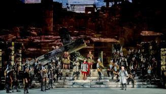 Aspendos'ta heyecanlı bekleyiş