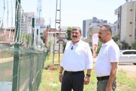 Toroslar Belediyesi, sulama kanalının etrafını çitle kapattı