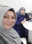 Evinde altınları için öldürülen kadının cinayet şüphelisi, birlikte poz verdiği komşusu çıktı